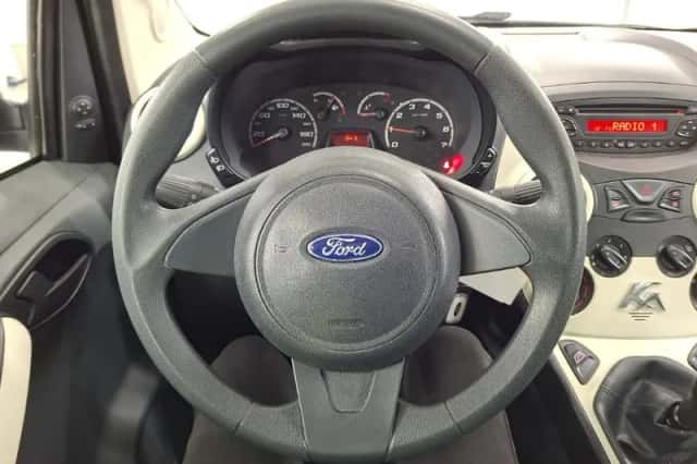Ford Ka (2012) thumbnail 9