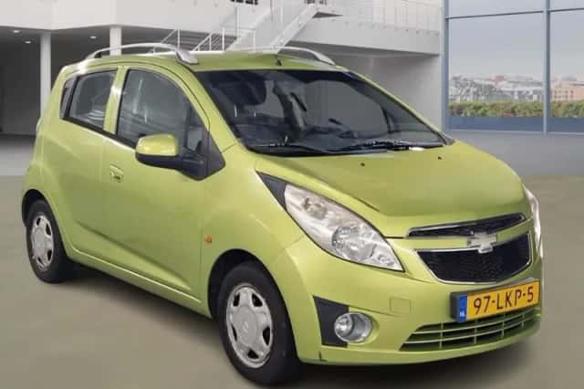 Chevrolet Spark (2010) thumbnail 2