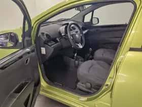 Chevrolet Spark (2010) thumbnail 6