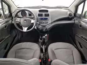 Chevrolet Spark (2010) thumbnail 8