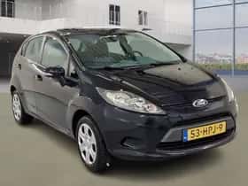 Ford Fiesta (2009) thumbnail 2
