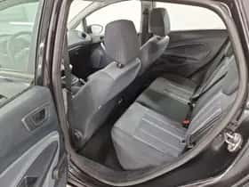 Ford Fiesta (2009) thumbnail 6