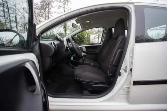 Peugeot 107 (2013) thumbnail 13