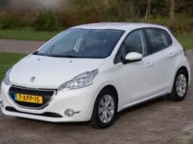 Peugeot 208 (2014) thumbnail 11