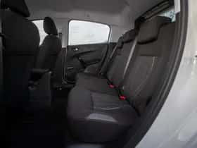 Peugeot 208 (2014) thumbnail 13