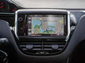 Peugeot 208 (2014) thumbnail 18