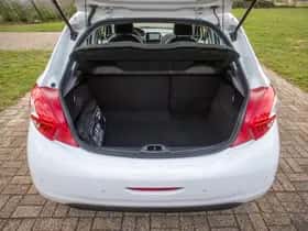 Peugeot 208 (2014) thumbnail 20
