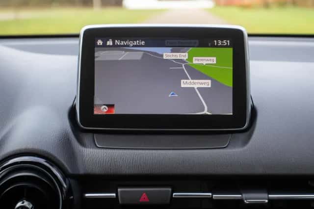 Mazda 2 (2015) thumbnail 18