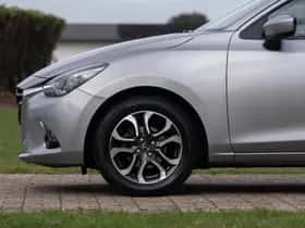 Mazda 2 (2015) thumbnail 7