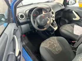 Ford Ka (2011) thumbnail 5