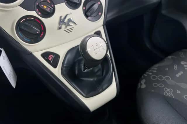 Ford Ka (2011) thumbnail 10
