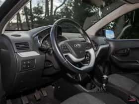 Kia Picanto (2017) thumbnail 11
