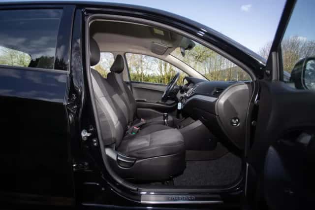 Kia Picanto (2017) thumbnail 13