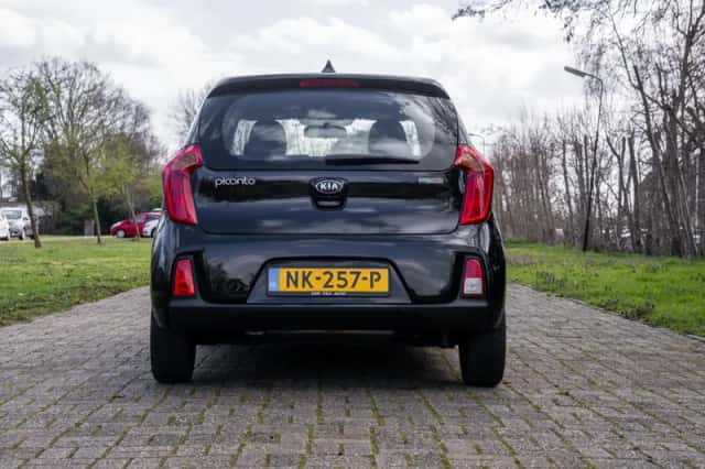Kia Picanto (2017) thumbnail 9