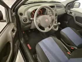 Fiat Panda (2012) thumbnail 6