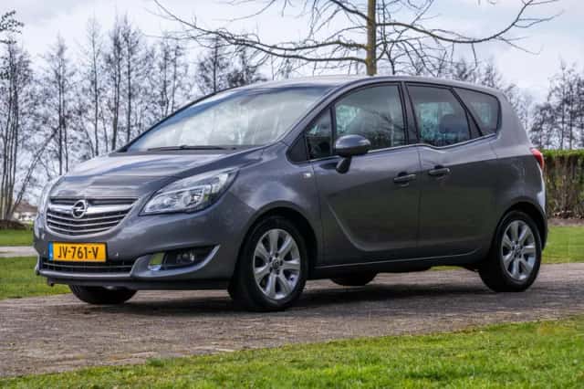 Opel Meriva (2016) thumbnail 3