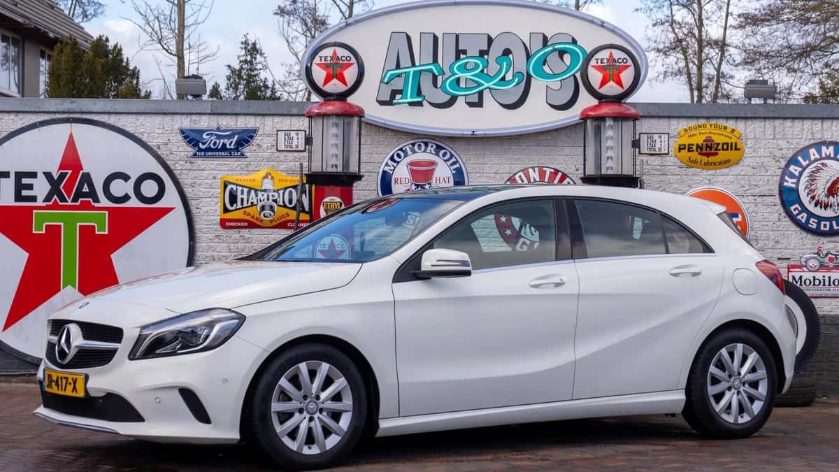 Mercedes-Benz A-Klasse (2016) — foto 1