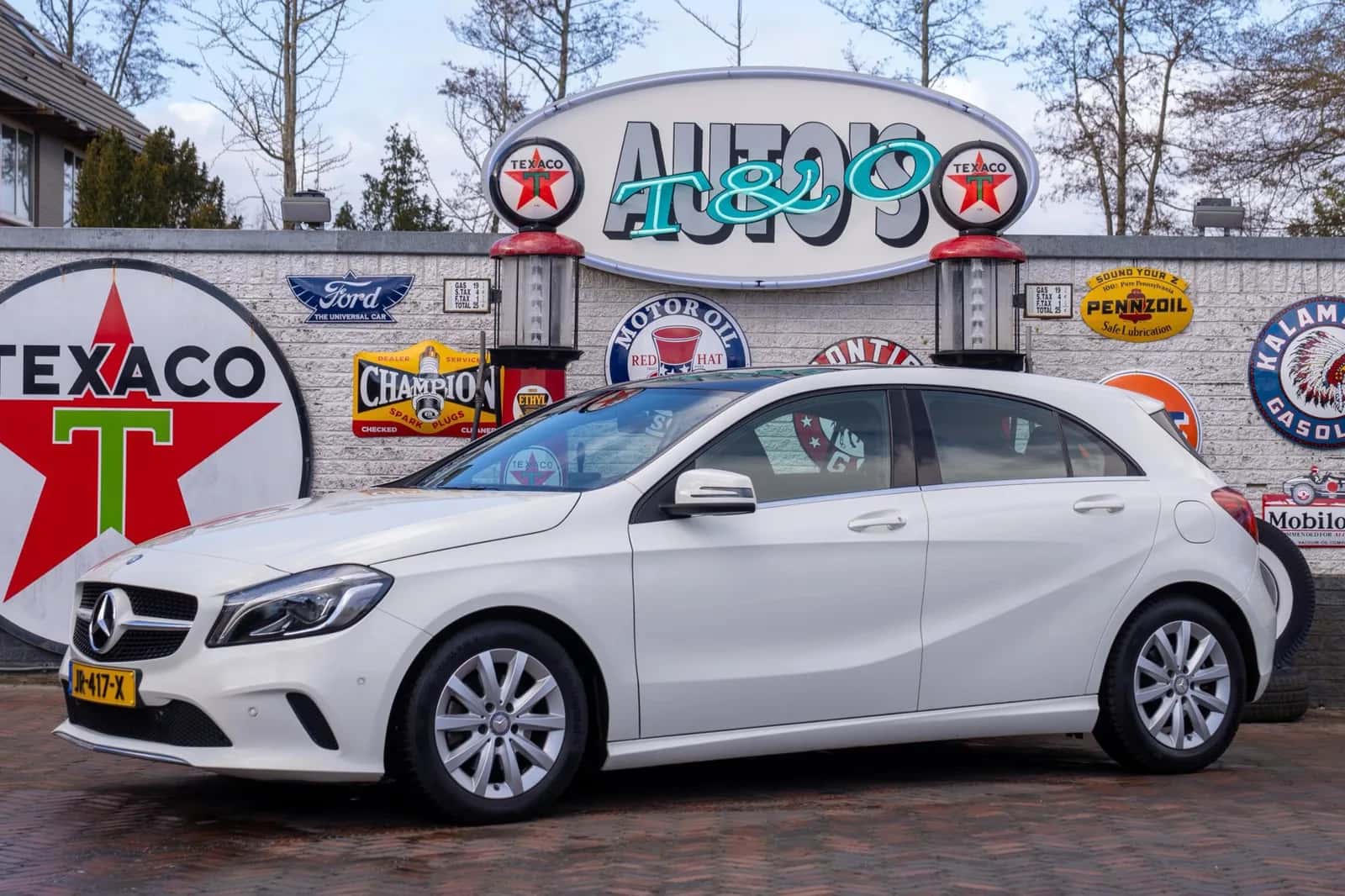 Mercedes-Benz A-Klasse (2016) — foto 1