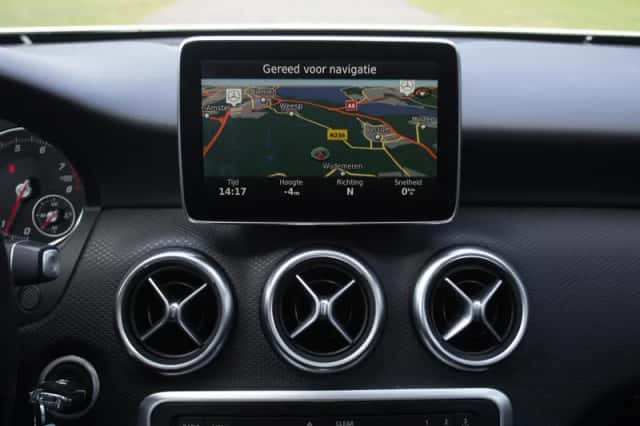 Mercedes-Benz A-Klasse (2016) thumbnail 14