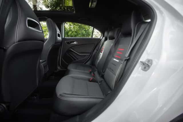 Mercedes-Benz A-Klasse (2016) thumbnail 9