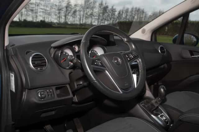 Opel Meriva (2016) thumbnail 16