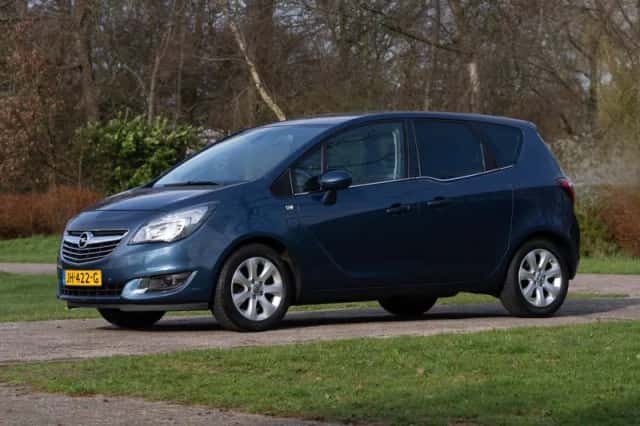 Opel Meriva (2016) thumbnail 3