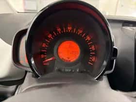 Peugeot 108 (2015) thumbnail 9