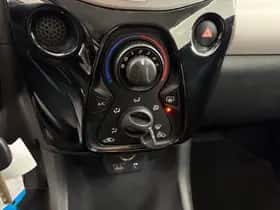 Peugeot 108 (2015) thumbnail 10