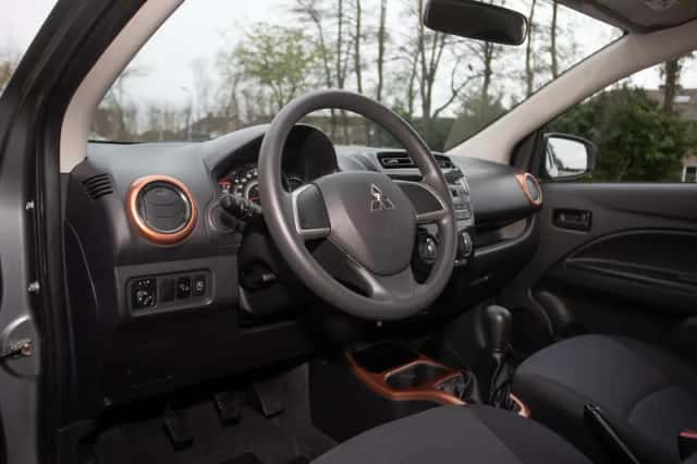 Mitsubishi Space Star (2017) thumbnail 12