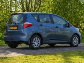 Toyota Verso-S (2013) thumbnail 5
