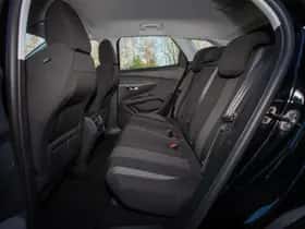 Peugeot 3008 (2018) thumbnail 12