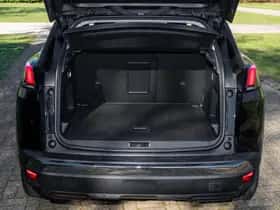 Peugeot 3008 (2018) thumbnail 21