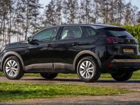 Peugeot 3008 (2018) thumbnail 4
