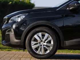 Peugeot 3008 (2018) thumbnail 7