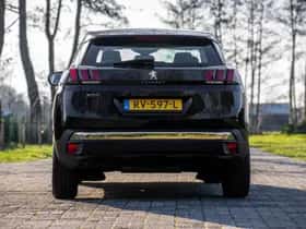 Peugeot 3008 (2018) thumbnail 9