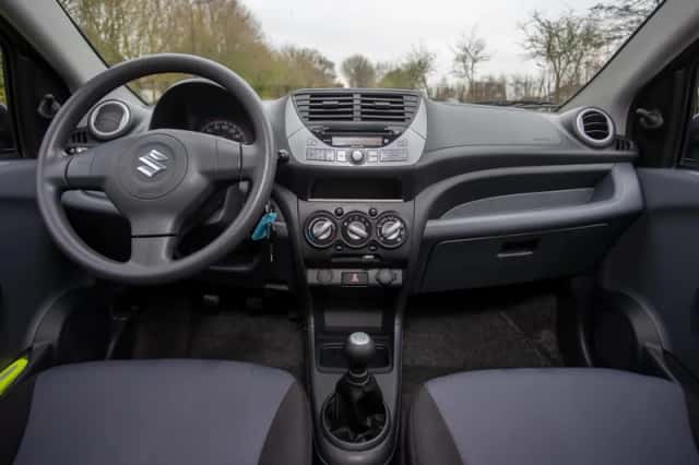 Suzuki Alto (2015) thumbnail 14
