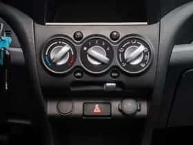 Suzuki Alto (2015) thumbnail 16