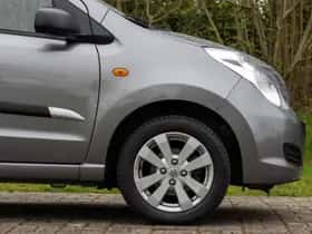 Suzuki Alto (2015) thumbnail 7