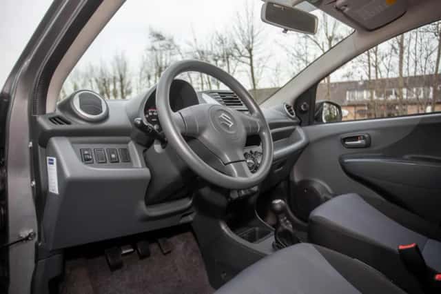 Suzuki Alto (2015) thumbnail 10