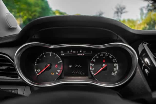Opel Karl (2016) thumbnail 16