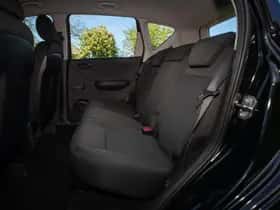 Mercedes-Benz A-Klasse (2012) thumbnail 13