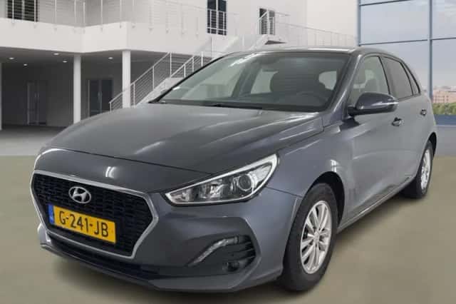 Hyundai i30 (2019) thumbnail 1