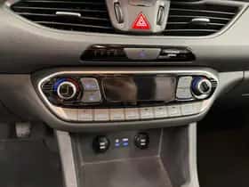Hyundai i30 (2019) thumbnail 12