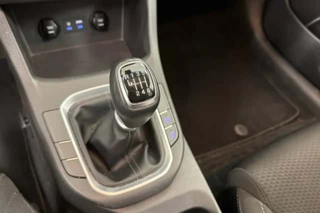 Hyundai i30 (2019) thumbnail 13