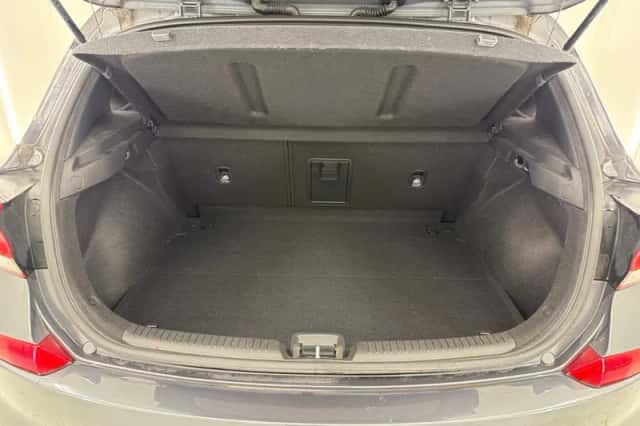 Hyundai i30 (2019) thumbnail 15