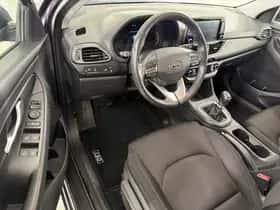 Hyundai i30 (2019) thumbnail 5