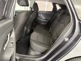 Hyundai i30 (2019) thumbnail 6