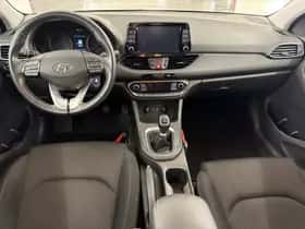Hyundai i30 (2019) thumbnail 7