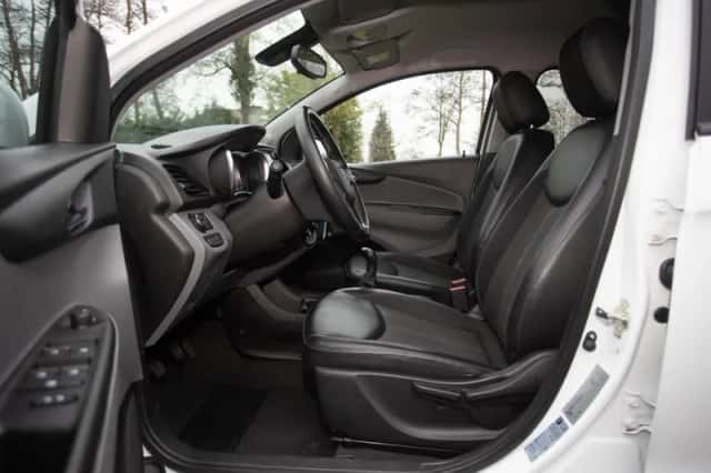 Opel Karl (2017) thumbnail 11