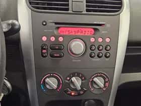Suzuki Splash (2012) thumbnail 11